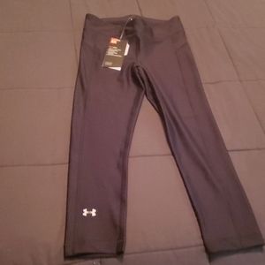 Under armour cropped leggings